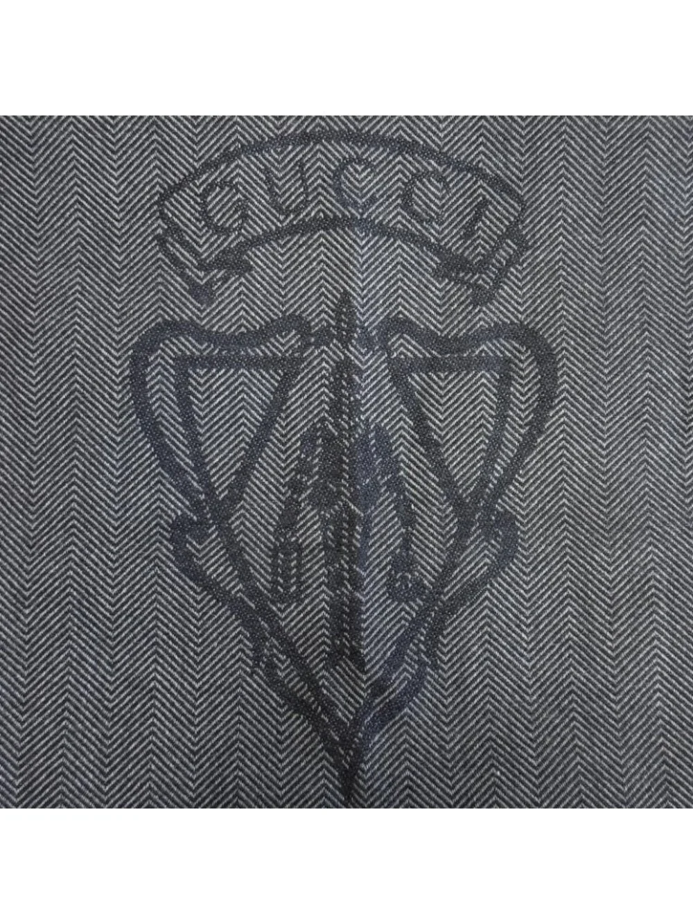 Gucci Fringe Herringbone Wool Scarf Shawl Gray Simple